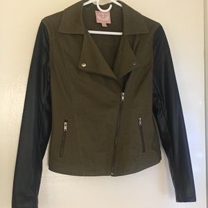 Romeo + Juliet Couture pleather & canvas jacket